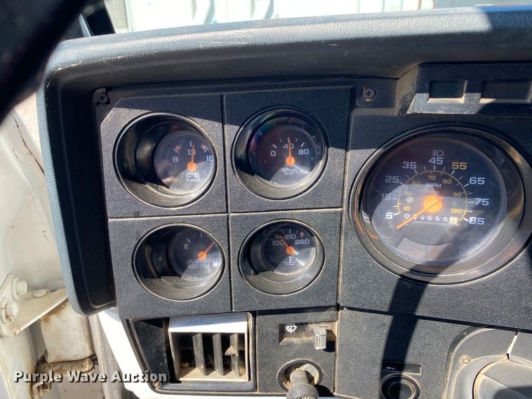 image for item DK6244 1990 Chevrolet C60  dump flatbed truck