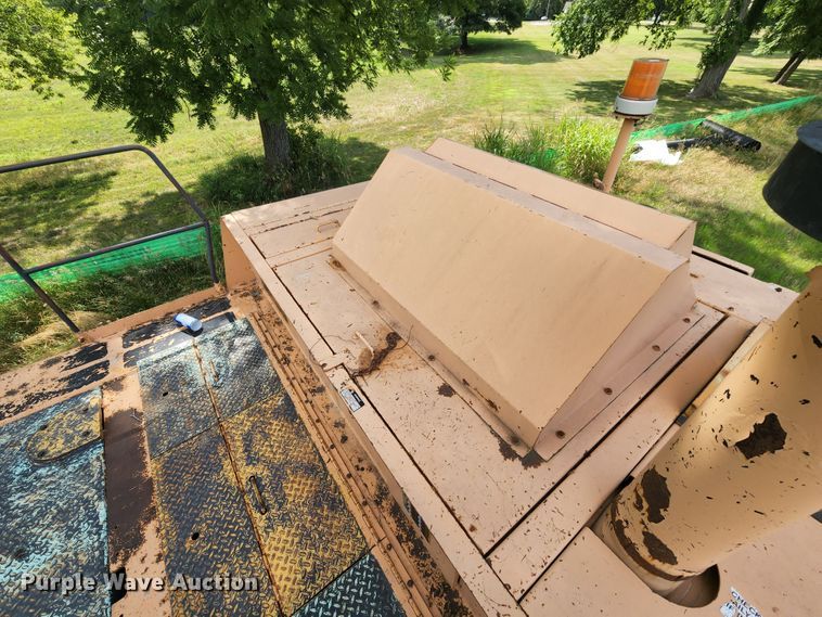 image for item DL6669 2000 CMI RS500B  reclaimer