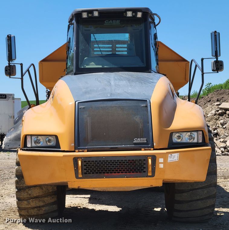 image for item DM2300 2005 Case 340  haul truck
