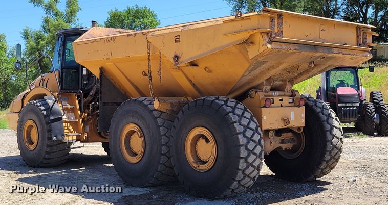 image for item DM2300 2005 Case 340  haul truck