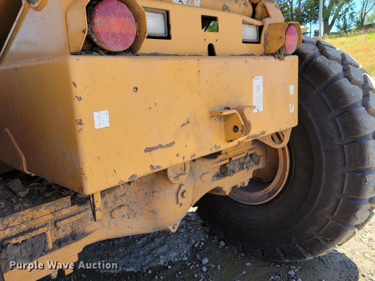 image for item DM2300 2005 Case 340  haul truck