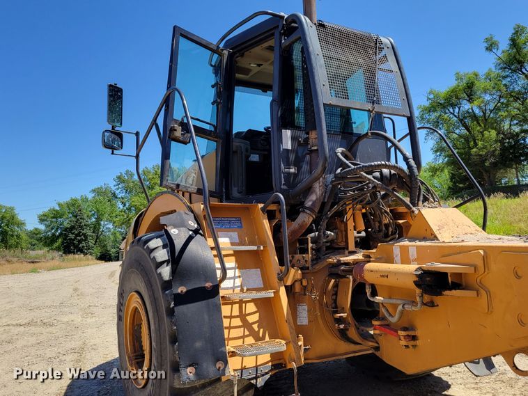 image for item DM2300 2005 Case 340  haul truck