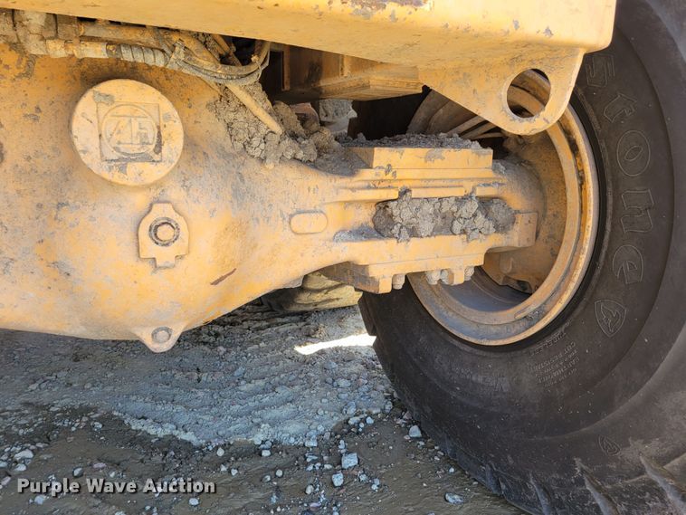 image for item DM2300 2005 Case 340  haul truck