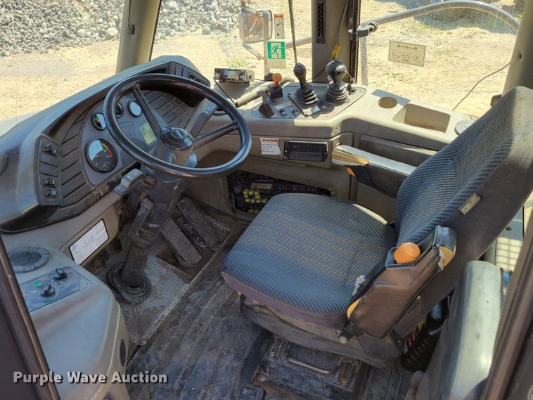 image for item DM2300 2005 Case 340  haul truck