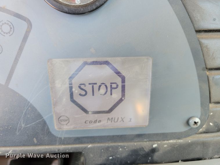 image for item DM2300 2005 Case 340  haul truck