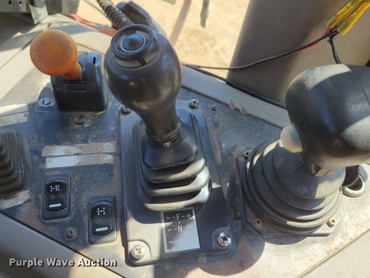 image for item DM2300 2005 Case 340  haul truck