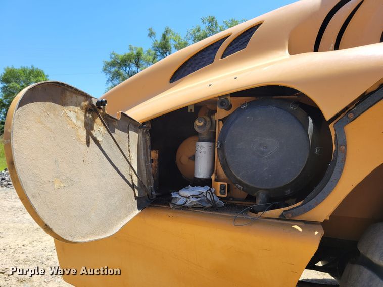 image for item DM2300 2005 Case 340  haul truck