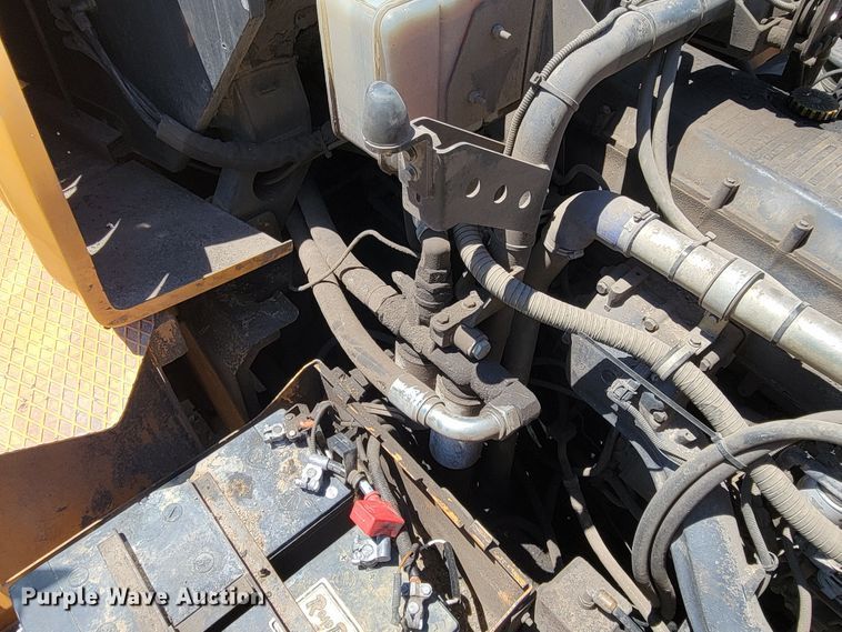 image for item DM2300 2005 Case 340  haul truck