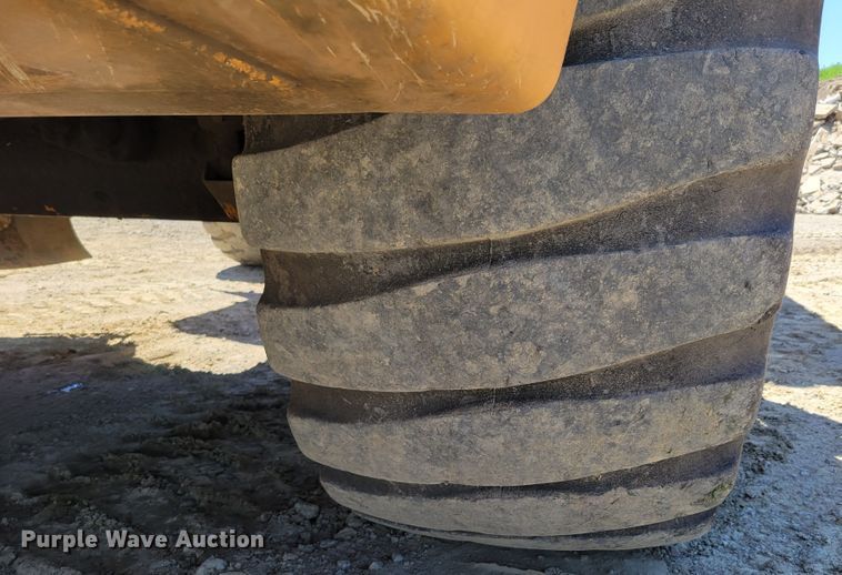 image for item DM2300 2005 Case 340  haul truck