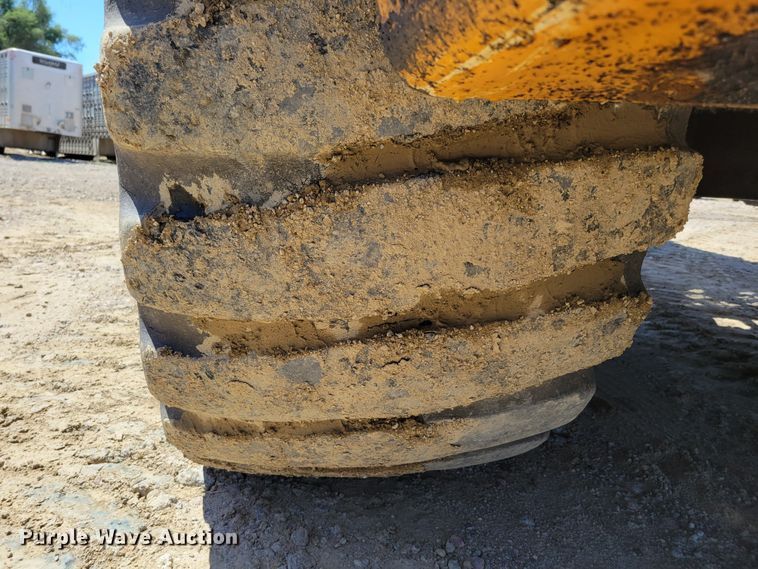 image for item DM2300 2005 Case 340  haul truck