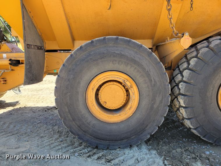 image for item DM2300 2005 Case 340  haul truck