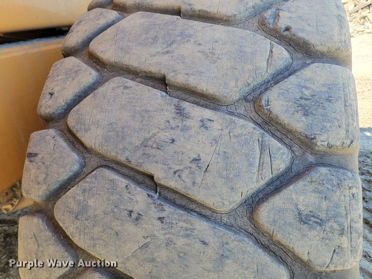 image for item DM2300 2005 Case 340  haul truck