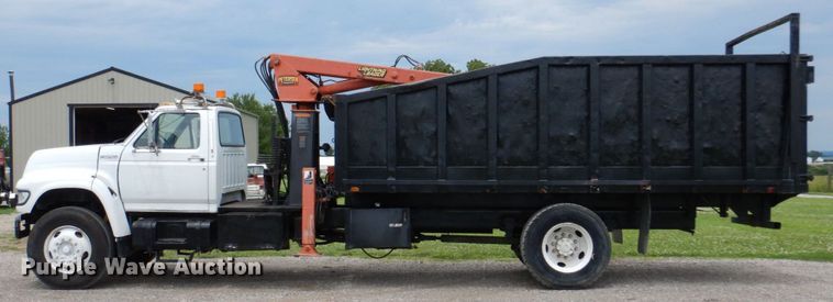 image for item DM2320 1999 Ford F800  crane truck