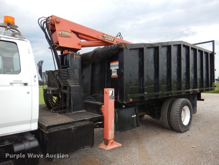 image for item DM2320 1999 Ford F800  crane truck