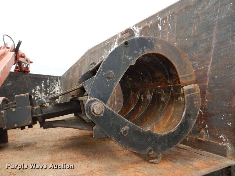 image for item DM2320 1999 Ford F800  crane truck