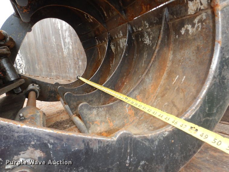 image for item DM2320 1999 Ford F800  crane truck