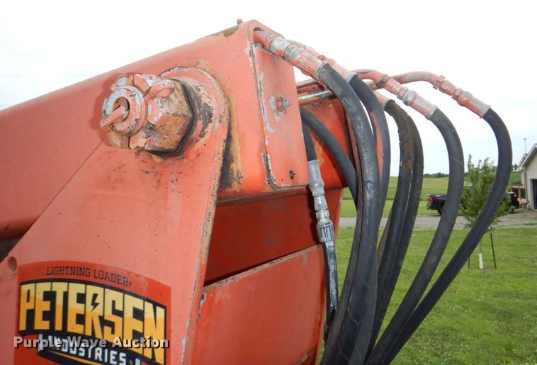 image for item DM2320 1999 Ford F800  crane truck