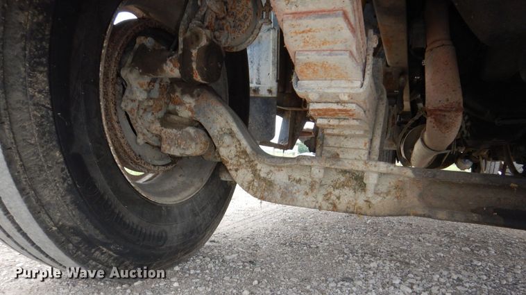 image for item DM2320 1999 Ford F800  crane truck