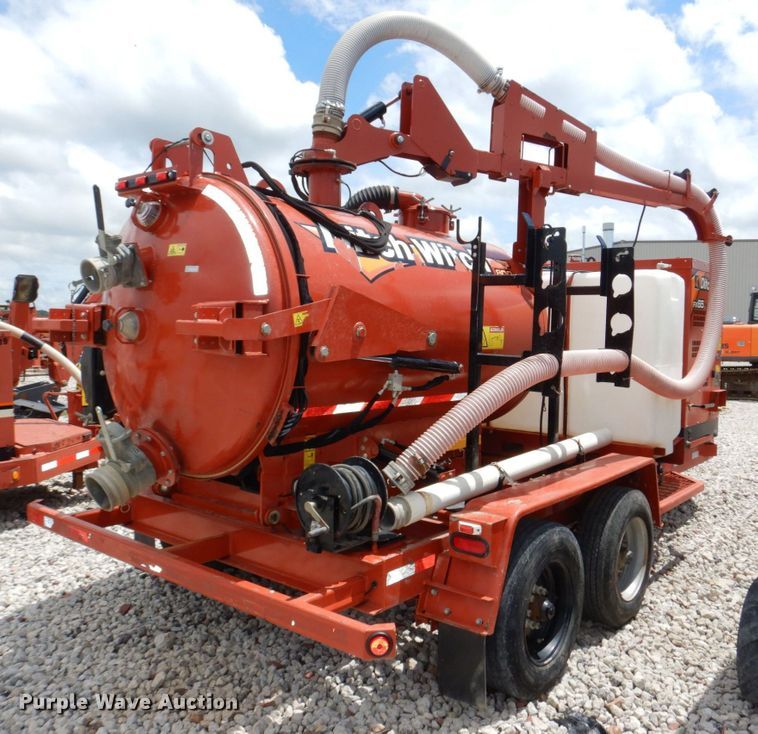 image for item DM2323 2017 Ditch Witch FX65  vacuum excavator