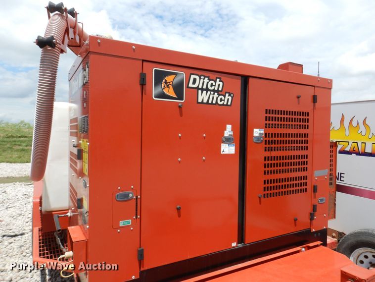 image for item DM2323 2017 Ditch Witch FX65  vacuum excavator