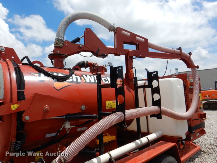 image for item DM2323 2017 Ditch Witch FX65  vacuum excavator