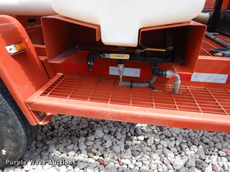 image for item DM2323 2017 Ditch Witch FX65  vacuum excavator