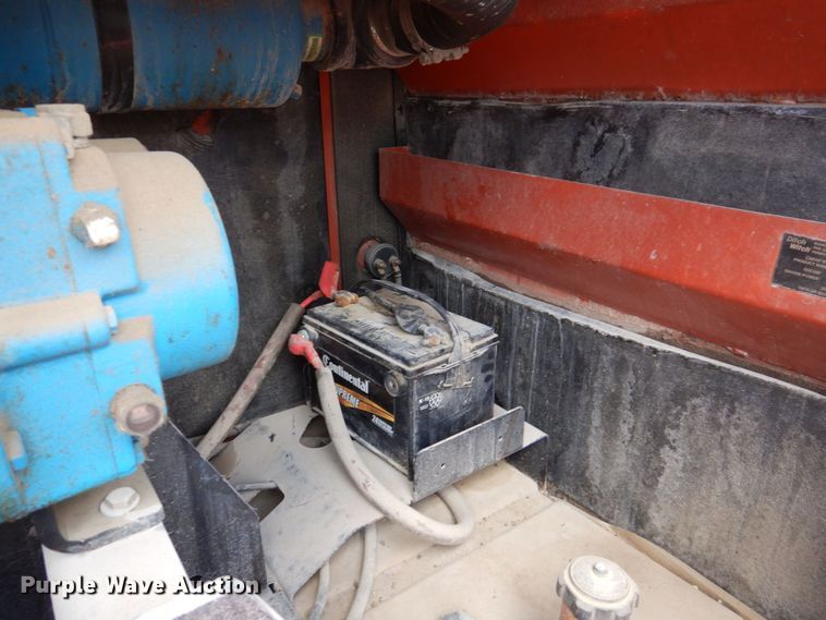 image for item DM2324 2011 Ditch Witch FX30  vacuum excavator