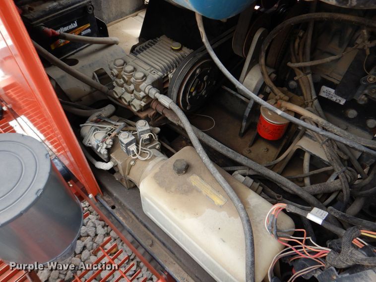 image for item DM2324 2011 Ditch Witch FX30  vacuum excavator