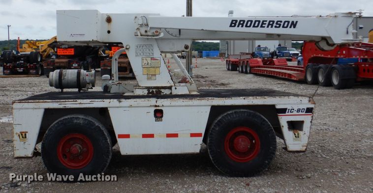image for item DM2329 1994 Broderson IC-80-2D  crane