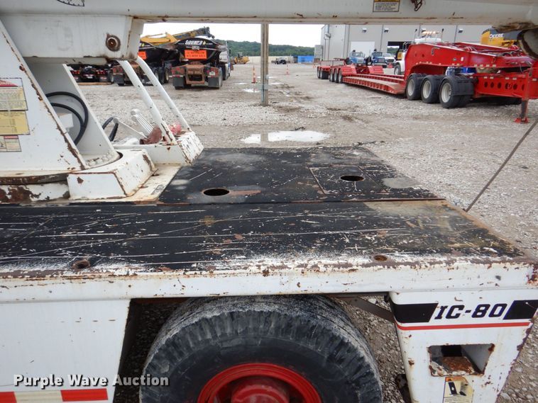 image for item DM2329 1994 Broderson IC-80-2D  crane