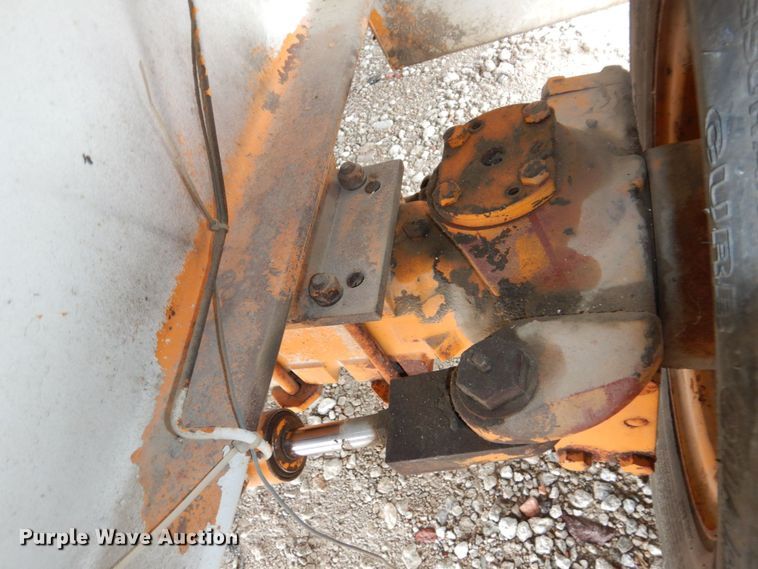 image for item DM2329 1994 Broderson IC-80-2D  crane