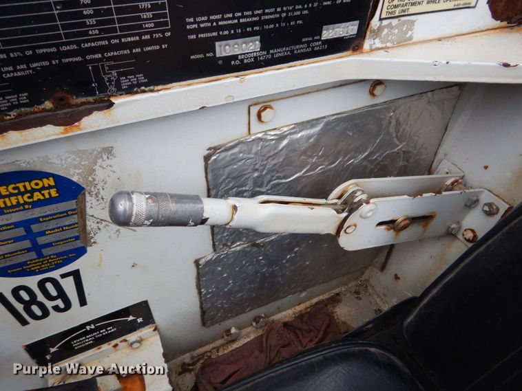 image for item DM2329 1994 Broderson IC-80-2D  crane