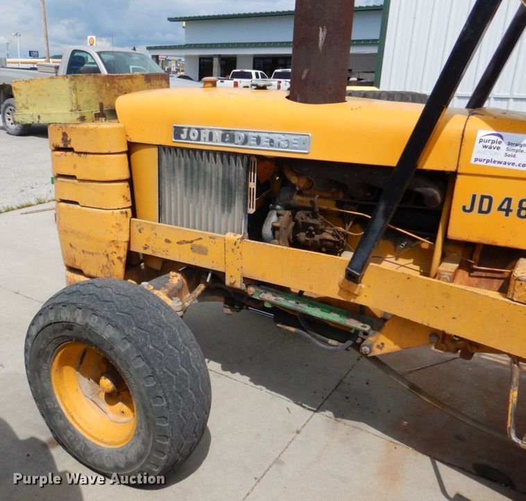 image for item DM2330 John Deere 480-B  forklift