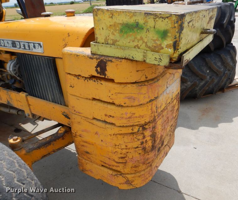 image for item DM2330 John Deere 480-B  forklift