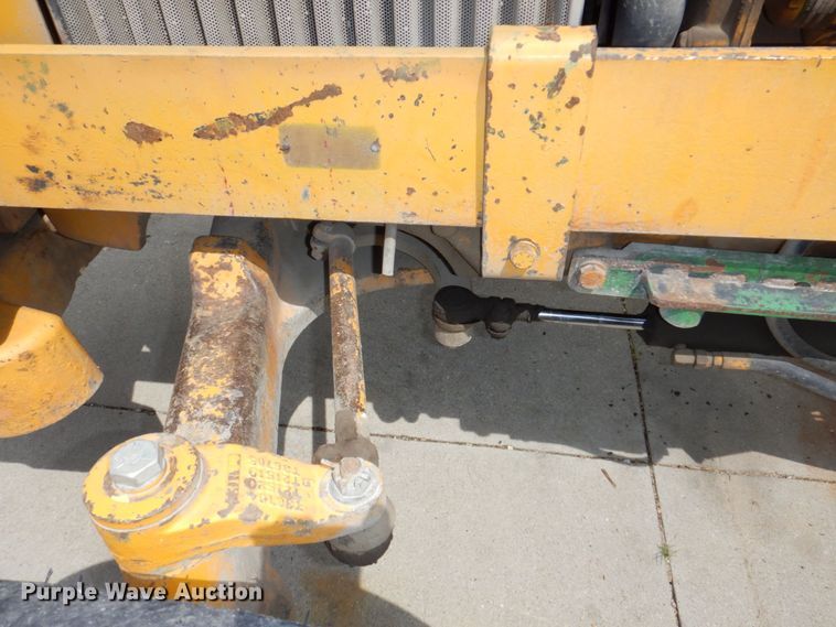 image for item DM2330 John Deere 480-B  forklift