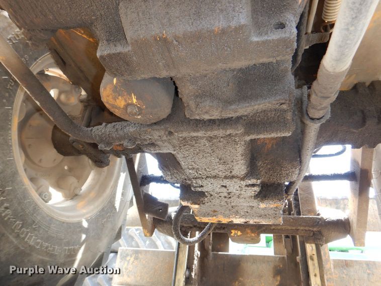 image for item DM2330 John Deere 480-B  forklift