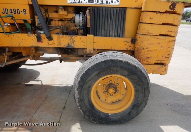 image for item DM2330 John Deere 480-B  forklift