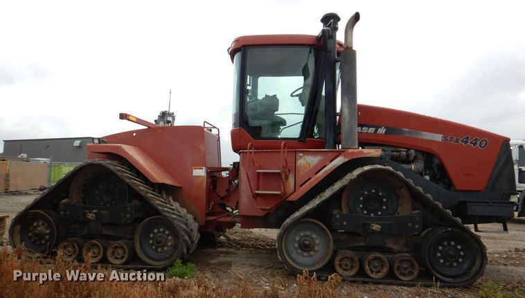 image for item DM2334 2001 Case IH STX440 QuadTrac  4WD tractor