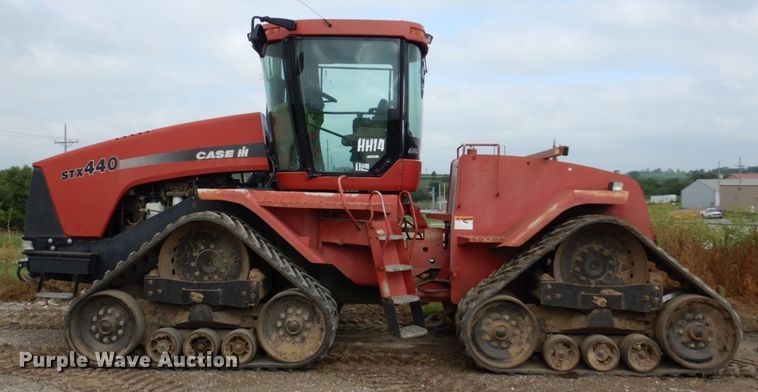 image for item DM2334 2001 Case IH STX440 QuadTrac  4WD tractor