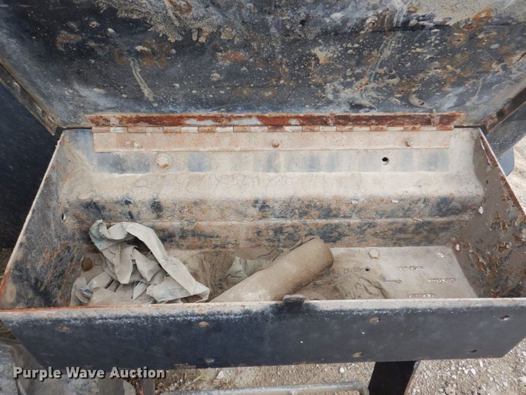 image for item DM2334 2001 Case IH STX440 QuadTrac  4WD tractor