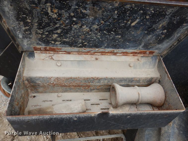 image for item DM2334 2001 Case IH STX440 QuadTrac  4WD tractor