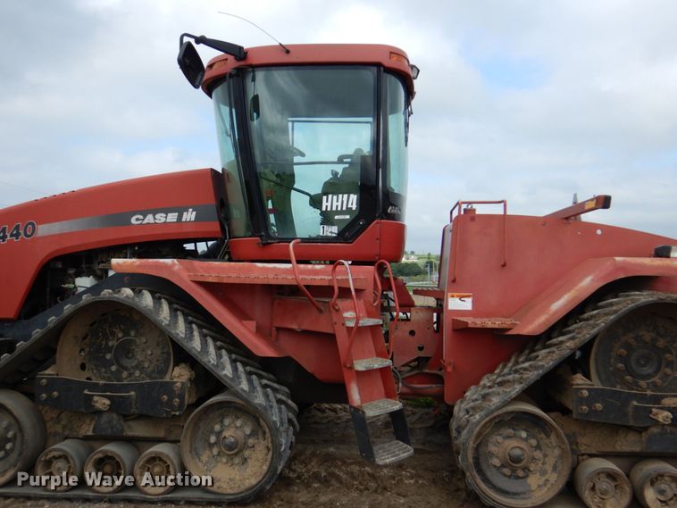 image for item DM2334 2001 Case IH STX440 QuadTrac  4WD tractor