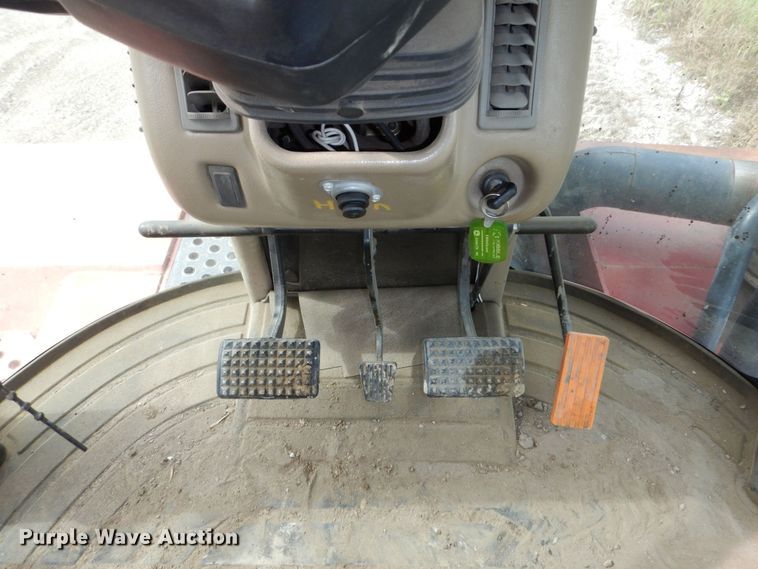 image for item DM2334 2001 Case IH STX440 QuadTrac  4WD tractor