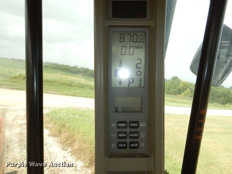 image for item DM2334 2001 Case IH STX440 QuadTrac  4WD tractor