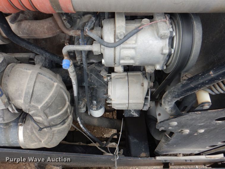 image for item DM2334 2001 Case IH STX440 QuadTrac  4WD tractor