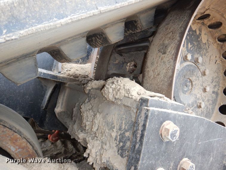 image for item DM2334 2001 Case IH STX440 QuadTrac  4WD tractor