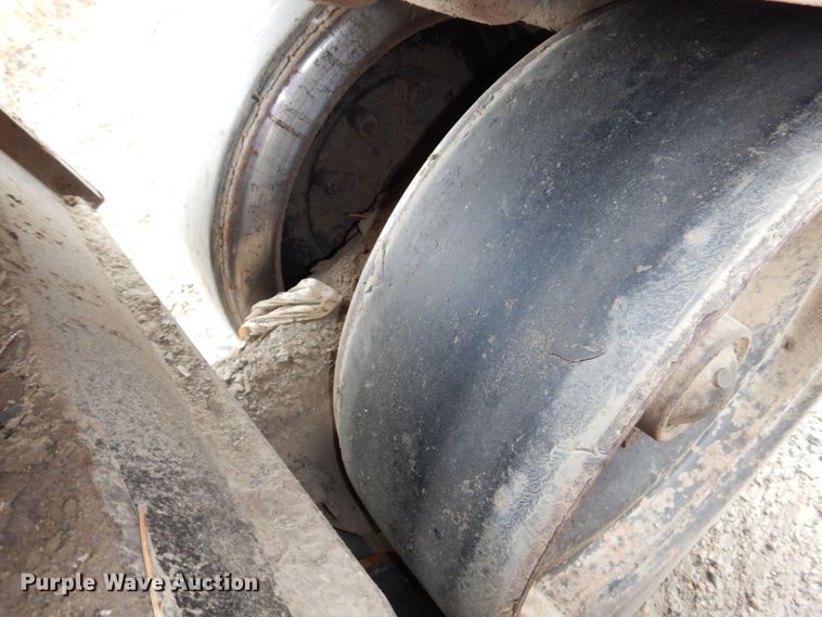 image for item DM2334 2001 Case IH STX440 QuadTrac  4WD tractor