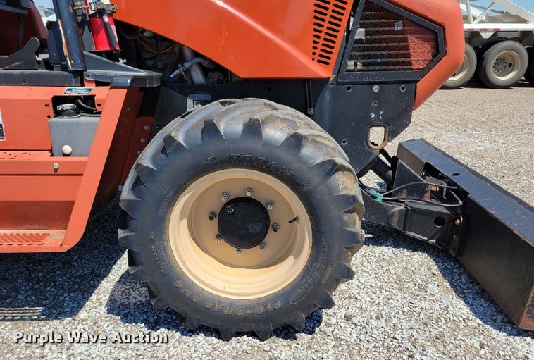 image for item DM2350 2008 Ditch Witch RT115  trencher
