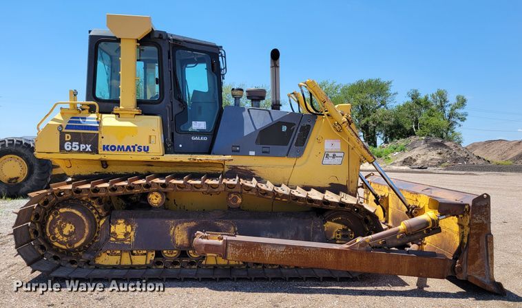image for item DM2352 2004 Komatsu D65PX-15  dozer