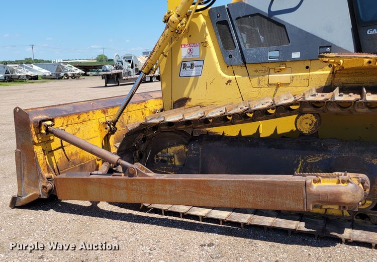 image for item DM2352 2004 Komatsu D65PX-15  dozer